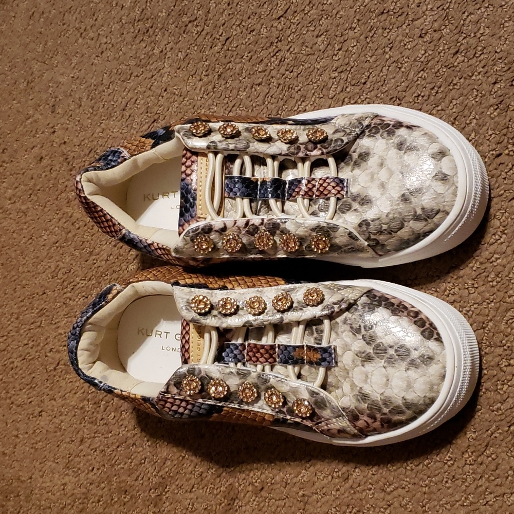 Kurt Geiger girls shoes